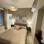 A Due Passi Dal Teatro *