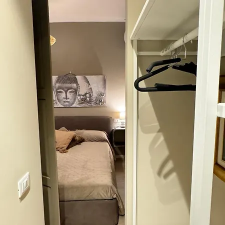 A Due Passi Dal Teatro * ジェノヴァ