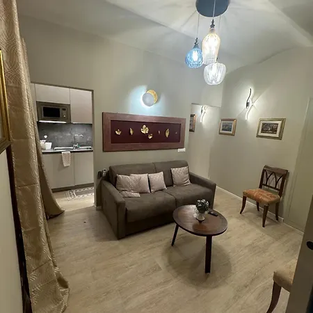 Apartment A Due Passi Dal Teatro *