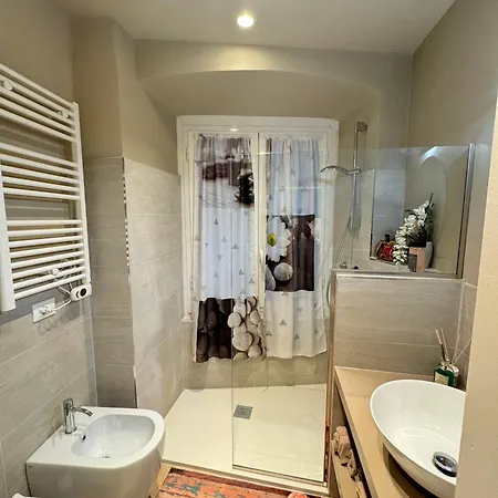 דירה A Due Passi Dal Teatro