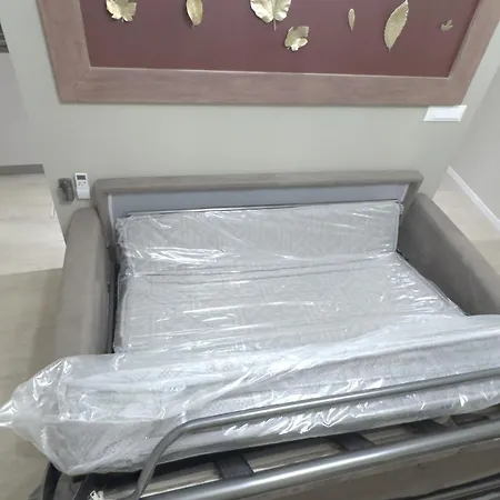 A Due Passi Dal Teatro * ג'נובה