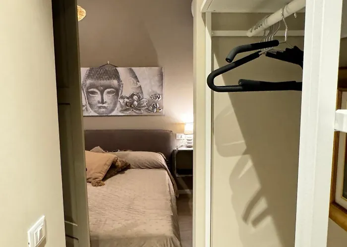 A Due Passi Dal Teatro * 제노바