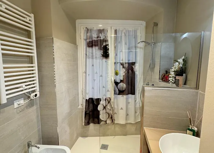 아파트 A Due Passi Dal Teatro